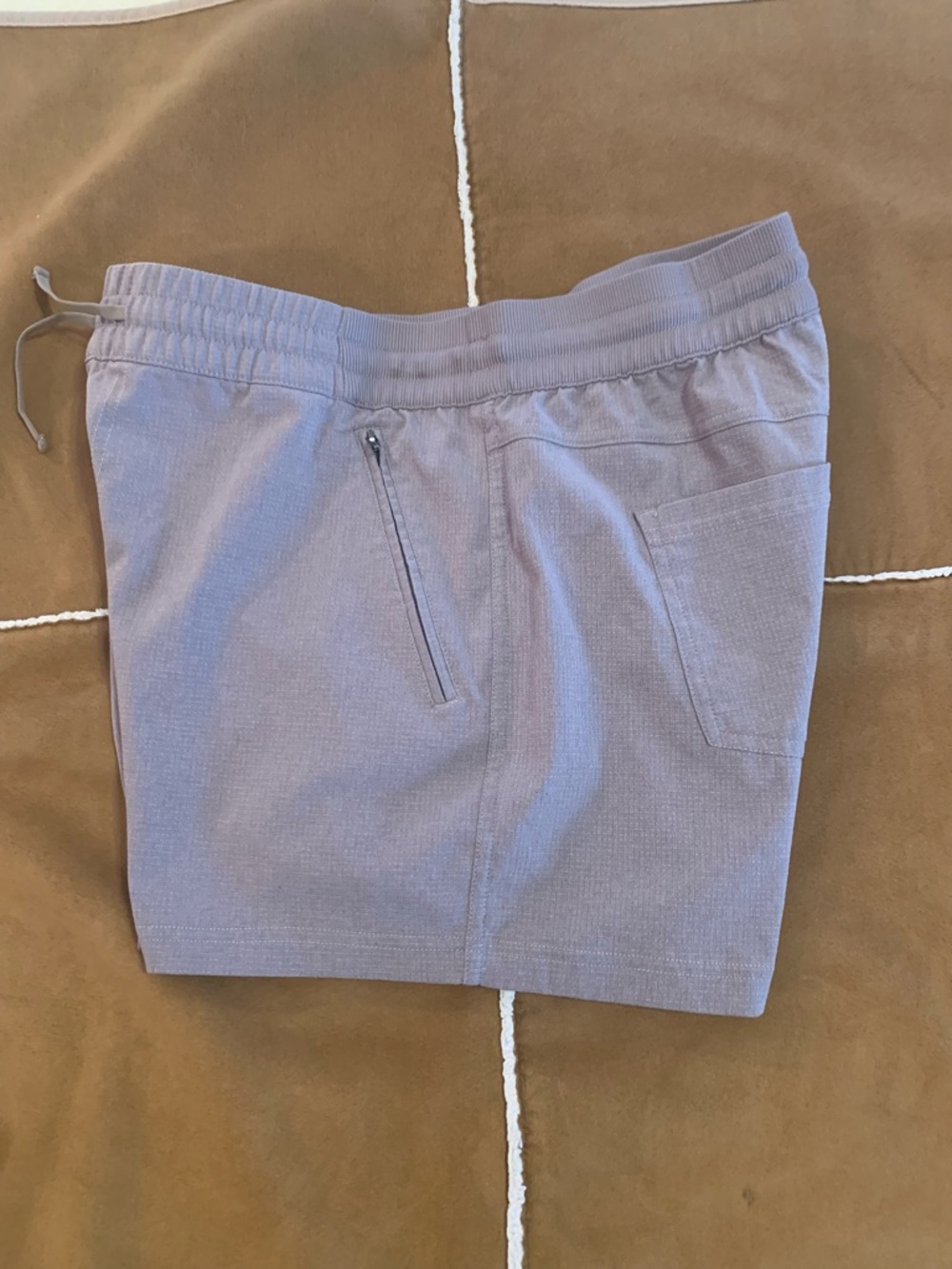 Kuhl Women’s Amphibia Short 4 inch inseam with Elastic Waist Size Medium - Picture 2 of 5